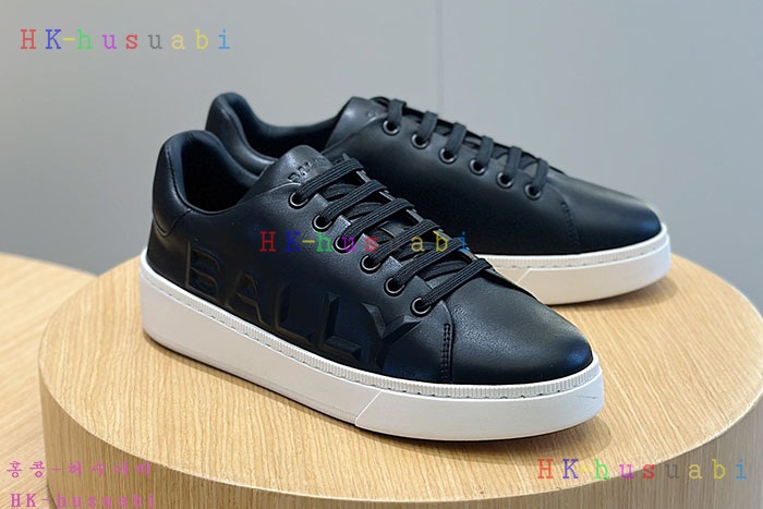 NEW 발리 스니커즈 신상 B 558601