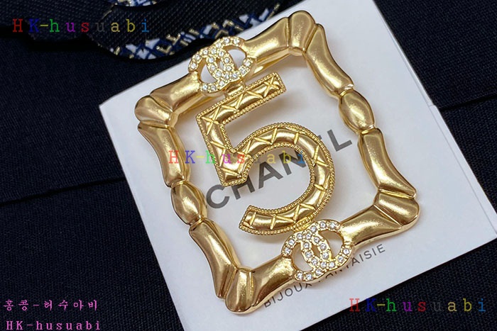 NEW 샤넬 브로치 신상 C 887005