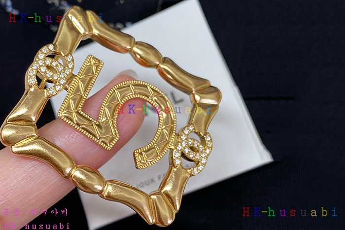 NEW 샤넬 브로치 신상 C 887005