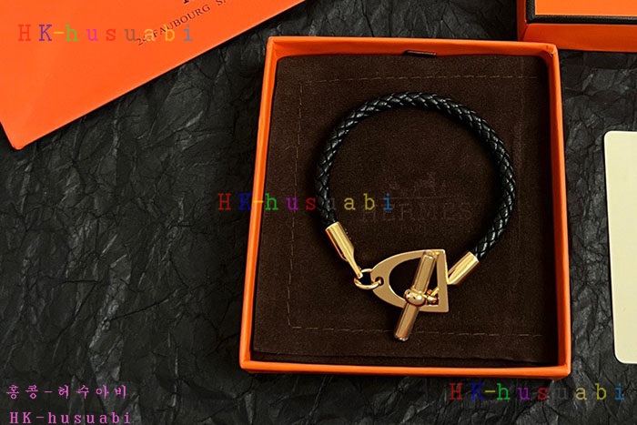 NEW 에르메스 팔찌 신상 H 5284011