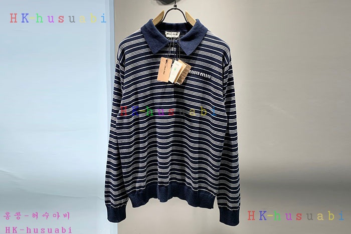 NEW 미우미우 긴팔티 신상 MU 6224703