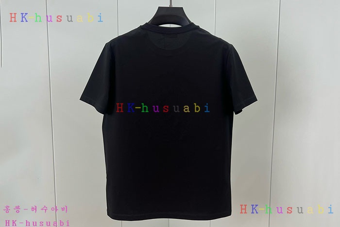 NEW 베르사체 반팔티 신상 V 641400