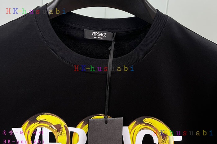 NEW 베르사체 반팔티 신상 V 641400