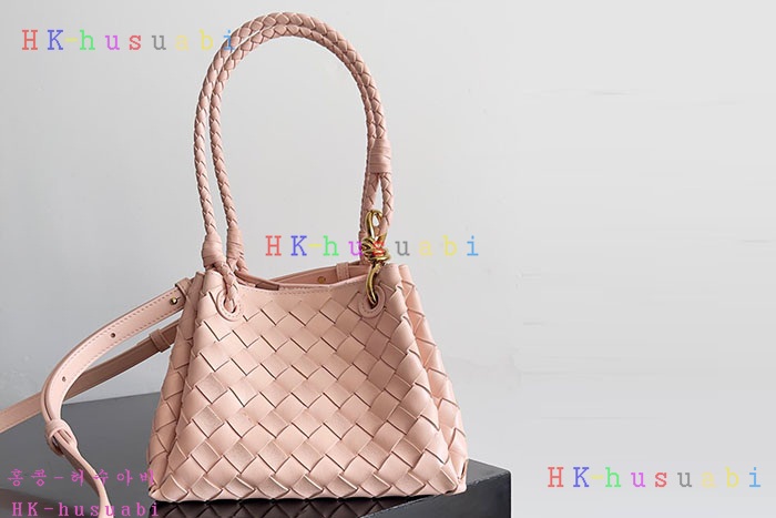 ★미러급★보테가베네타 스몰 파라슈트 796569-7