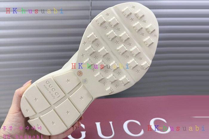 NEW 구찌 스니커즈 신상 GU 299204