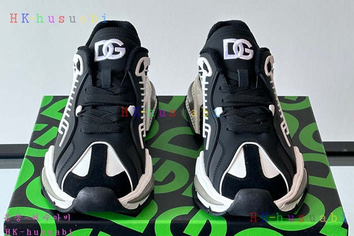 NEW 돌체앤가바나 스니커즈 신상 DG 958664