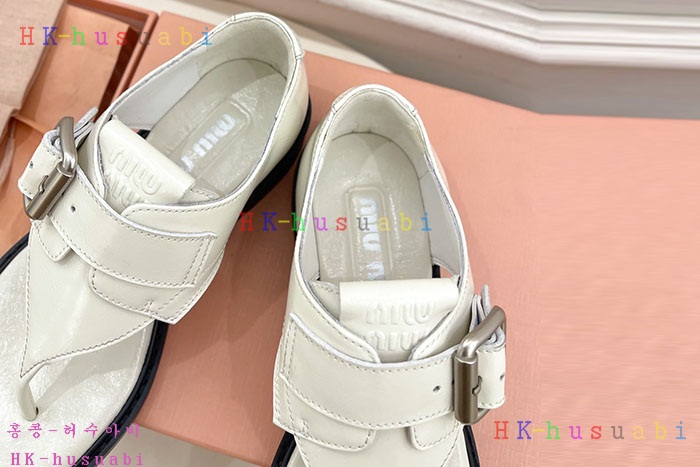 NEW 미우미우 신발 신상 MU 5833007