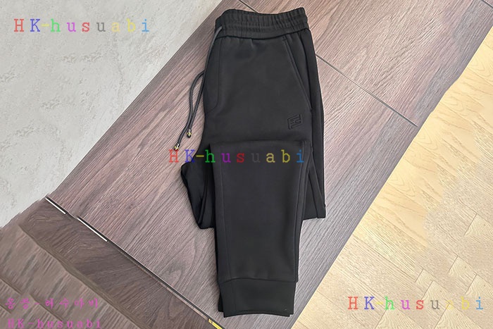 NEW 펜디 츄리닝바지 신상 FD 350600
