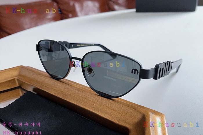 NEW 미우미우 선글라스 신상 M 8857091
