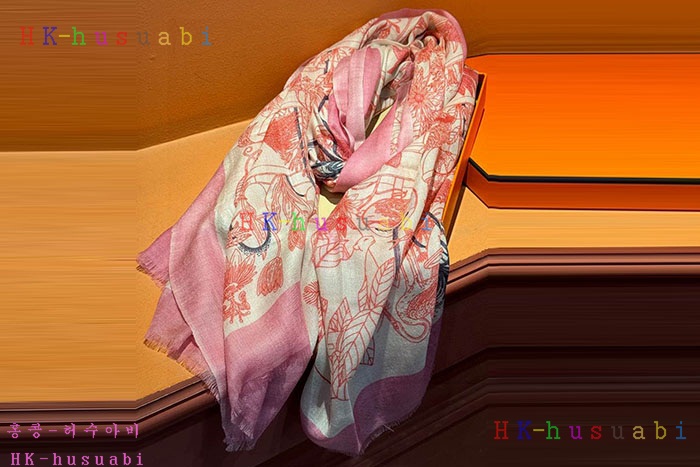 NEW 에르메스 스카프 신상 H 2855872
