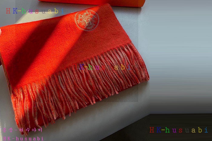 NEW 에르메스 스카프 신상 H 2855878