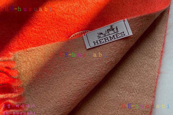 NEW 에르메스 스카프 신상 H 2855878