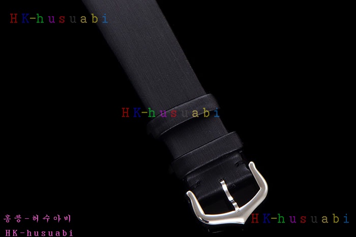 NEW 까르띠에 시계 신상 C 8857050