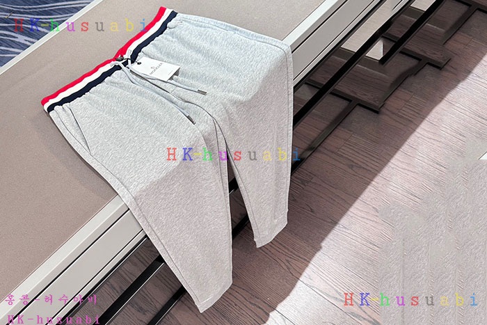 NEW 몽클레어 바지 신상 M 6570010