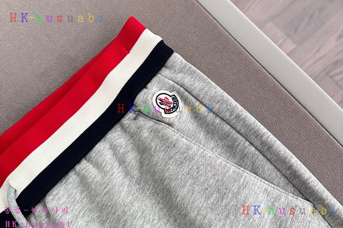 NEW 몽클레어 바지 신상 M 6570010