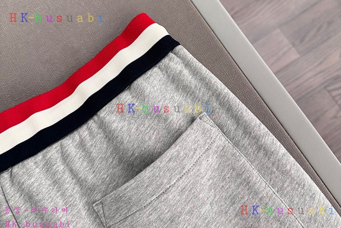 NEW 몽클레어 바지 신상 M 6570010