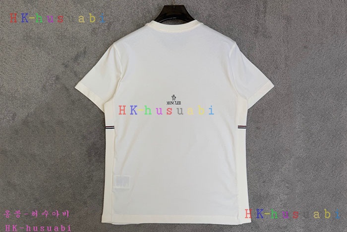 NEW 몽클레어 반팔티 신상 M 6570024