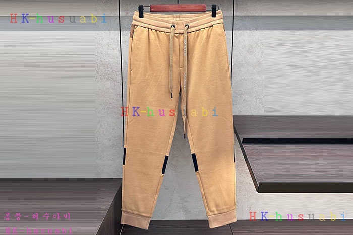NEW 몽클레어 바지 신상 M 6570029