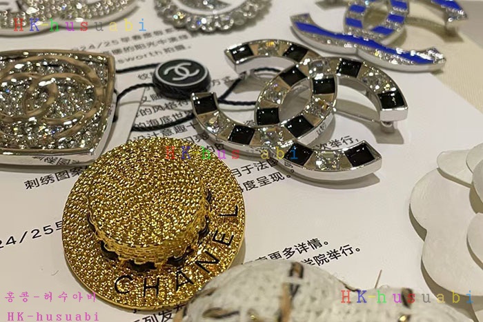NEW 샤넬 브로치 신상 C 9580200