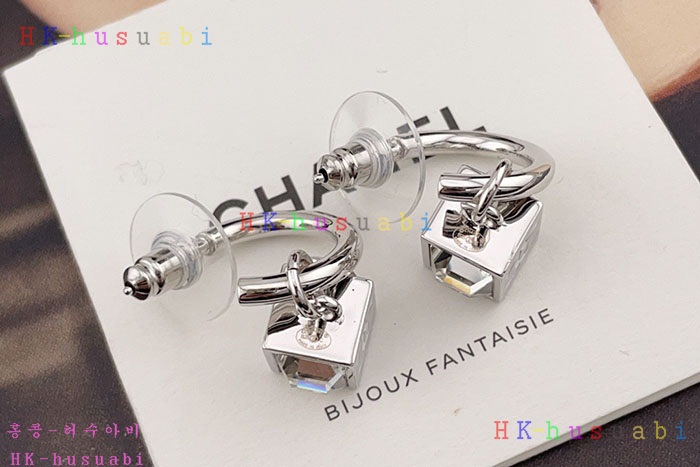 NEW 샤넬 귀걸이 신상 C 9580216
