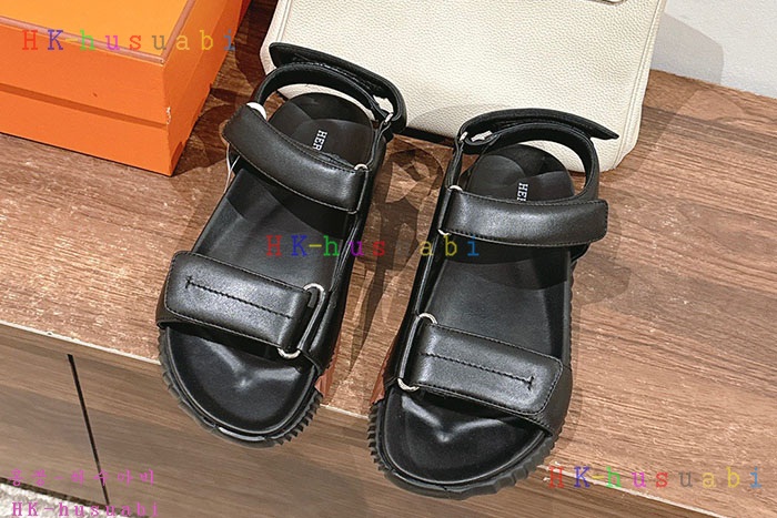 NEW 에르메스 샌들 신상 H 934701