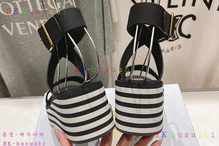 NEW 디올 신발 신상 DR 5335261