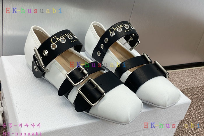 NEW 디올 신발 신상 DR 5344505