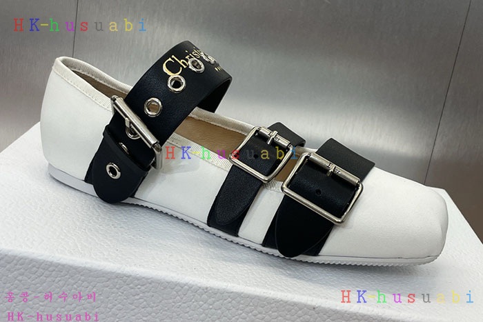 NEW 디올 신발 신상 DR 5344505