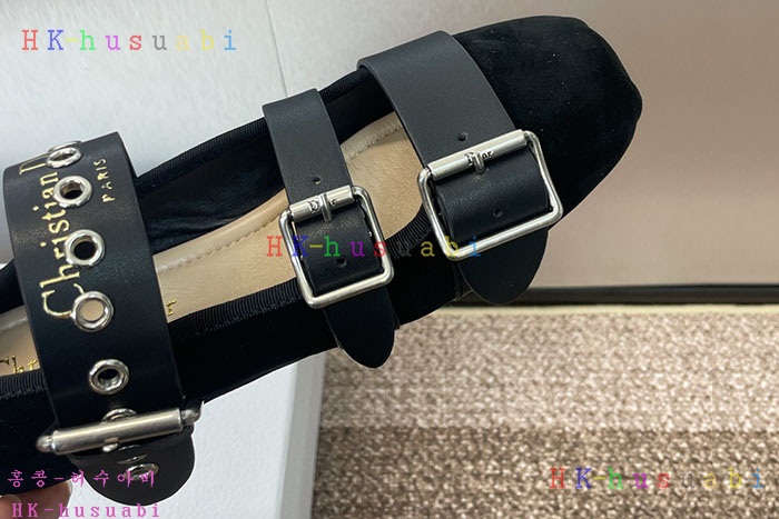 NEW 디올 신발 신상 DR 5344506
