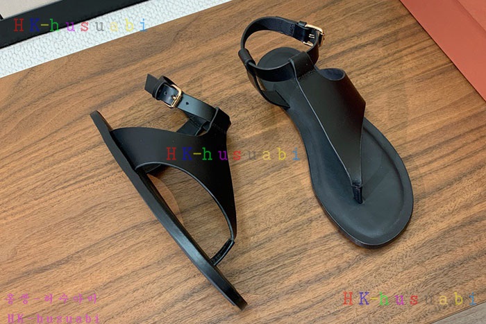 NEW 로로피아나 샌들 신상 L 8858012