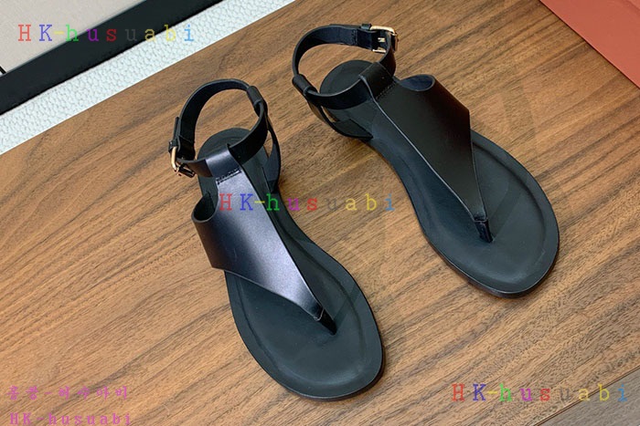 NEW 로로피아나 샌들 신상 L 8858012