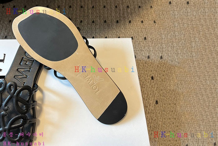 NEW 로에베 샌들 신상 L 5147012
