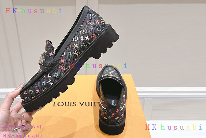NEW 루이비통 로퍼 신상 LV 6858011