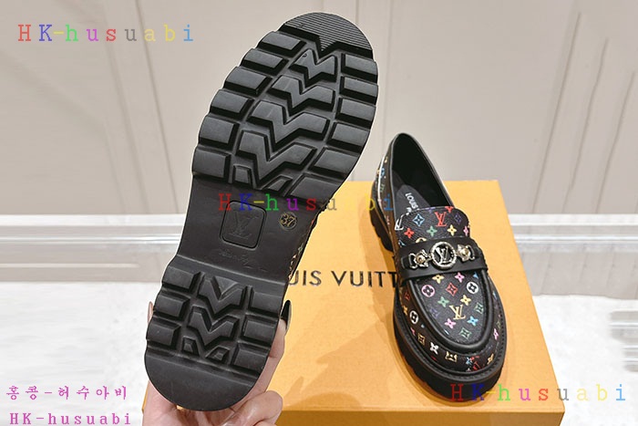 NEW 루이비통 로퍼 신상 LV 6858011