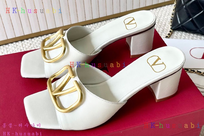 NEW 발렌티노 샌들 신상 V 6933508