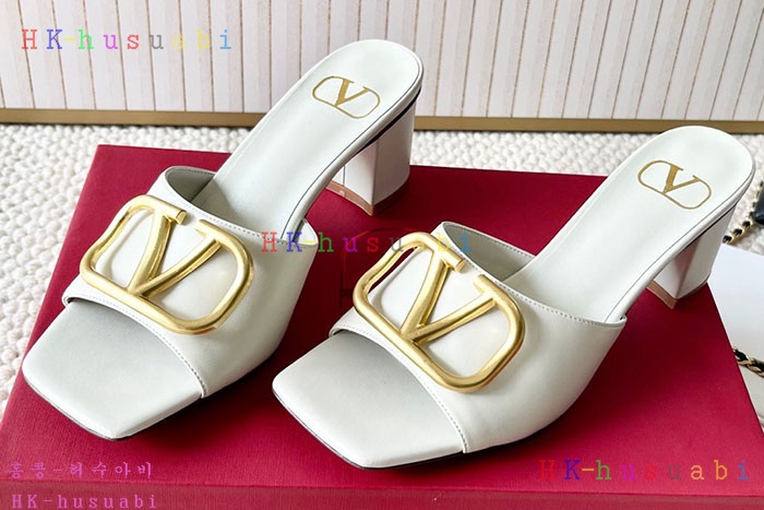 NEW 발렌티노 샌들 신상 V 6933508