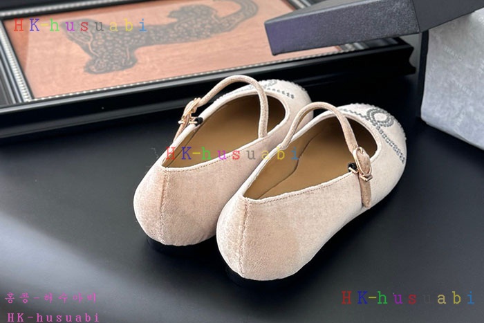 NEW 샤넬 샌들 신상 C 665015