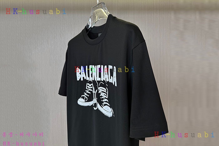 NEW 발렌시아가 반팔티 신상 B 1750404