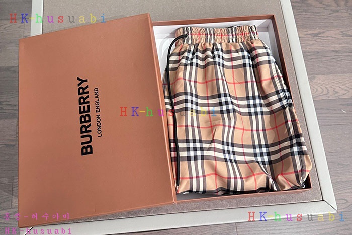NEW 버버리 반바지 신상 B 9638033