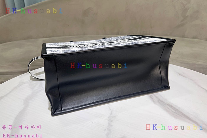 ★미러급★디올 Dior 북 토트 백 M1325,M1324