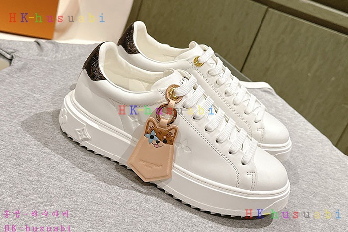NEW 루이비통 스니커즈 신상 LV 2558021