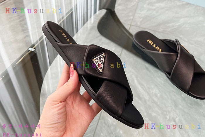 NEW 프라다 샌들 신상 P 3695501