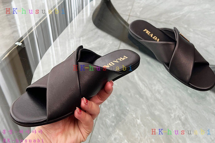 NEW 프라다 샌들 신상 P 3695501