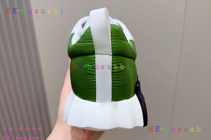 NEW 에르메스 스니커즈 신상 H 4580442