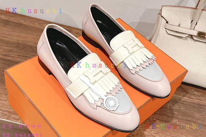 NEW 에르메스 로퍼 신상 H 4585813