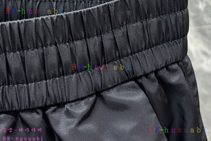 NEW 프라다 반바지 신상 P 2256009