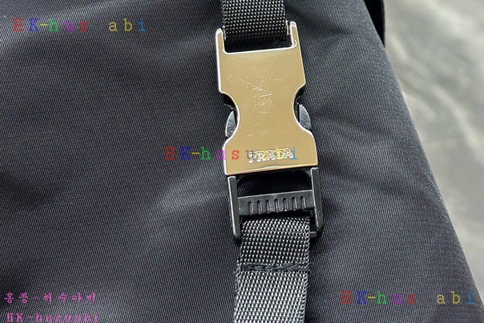 NEW 프라다 반바지 신상 P 2256009