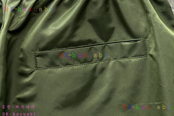 NEW 프라다 반바지 신상 P 2256010