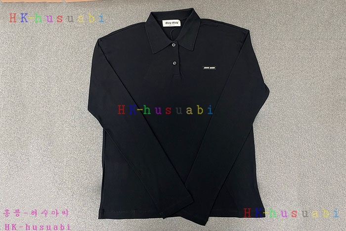 NEW 미우미우 긴팔티 신상 MU 3365505
