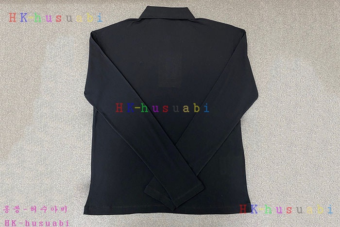 NEW 미우미우 긴팔티 신상 MU 3365505